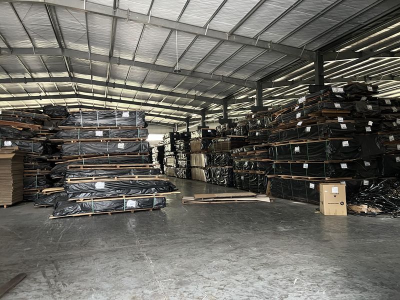 Dongguan Lingfeng Wood Industry Co., Ltd. Produktionslinie des Herstellers