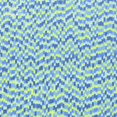 Verkleidung mit Verkleidung aus Verkleidung